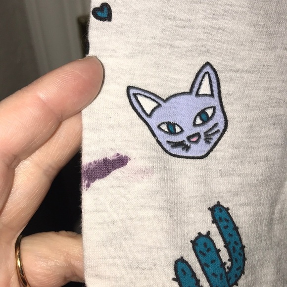 Very cute lightweight sweatshirt size XL - Picture 3 of 4